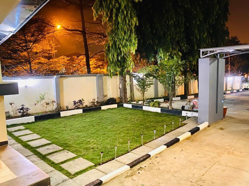 Mayfair Hotel Maitama אבוג'ה מראה חיצוני תמונה