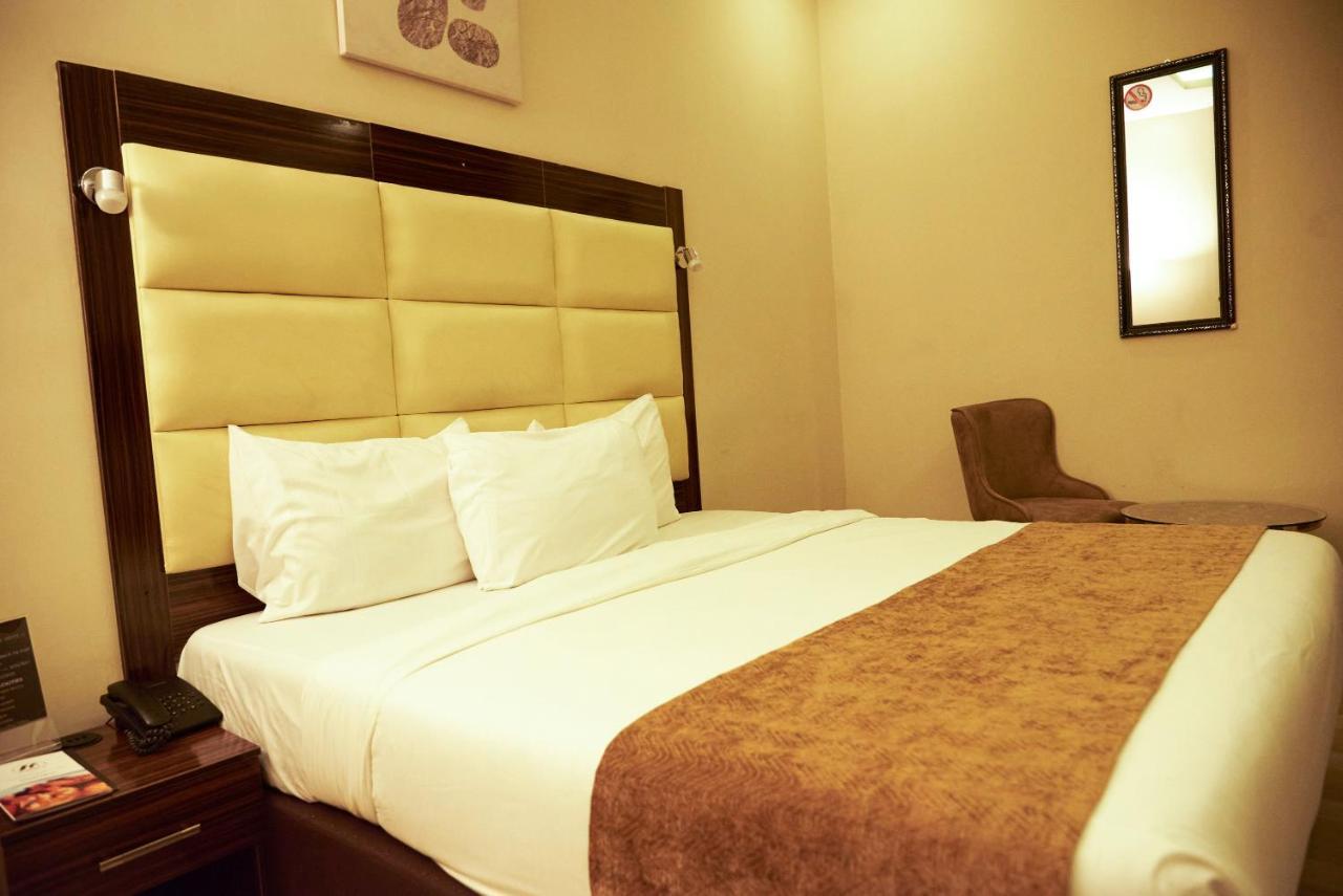 Mayfair Hotel Maitama אבוג'ה מראה חיצוני תמונה