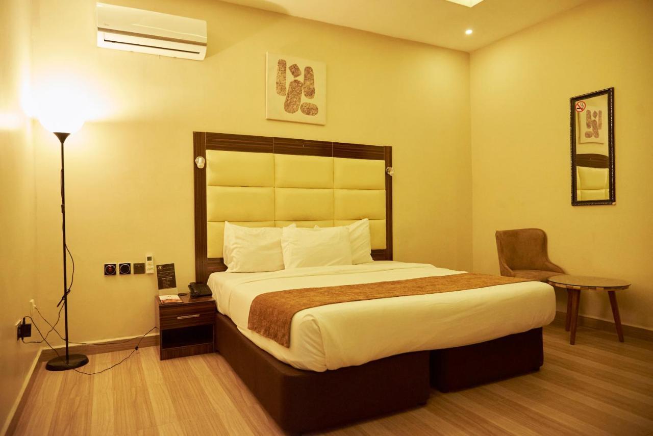 Mayfair Hotel Maitama אבוג'ה מראה חיצוני תמונה