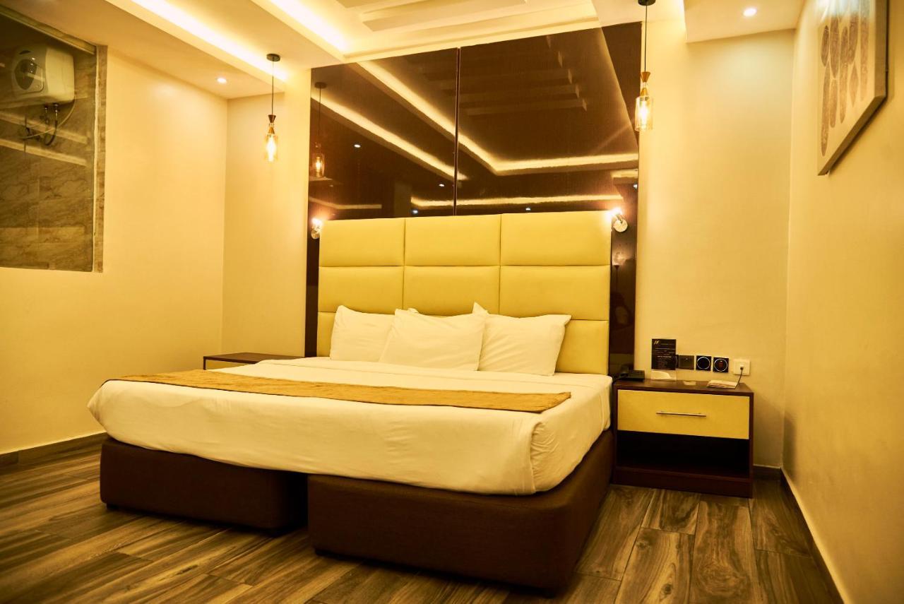Mayfair Hotel Maitama אבוג'ה מראה חיצוני תמונה