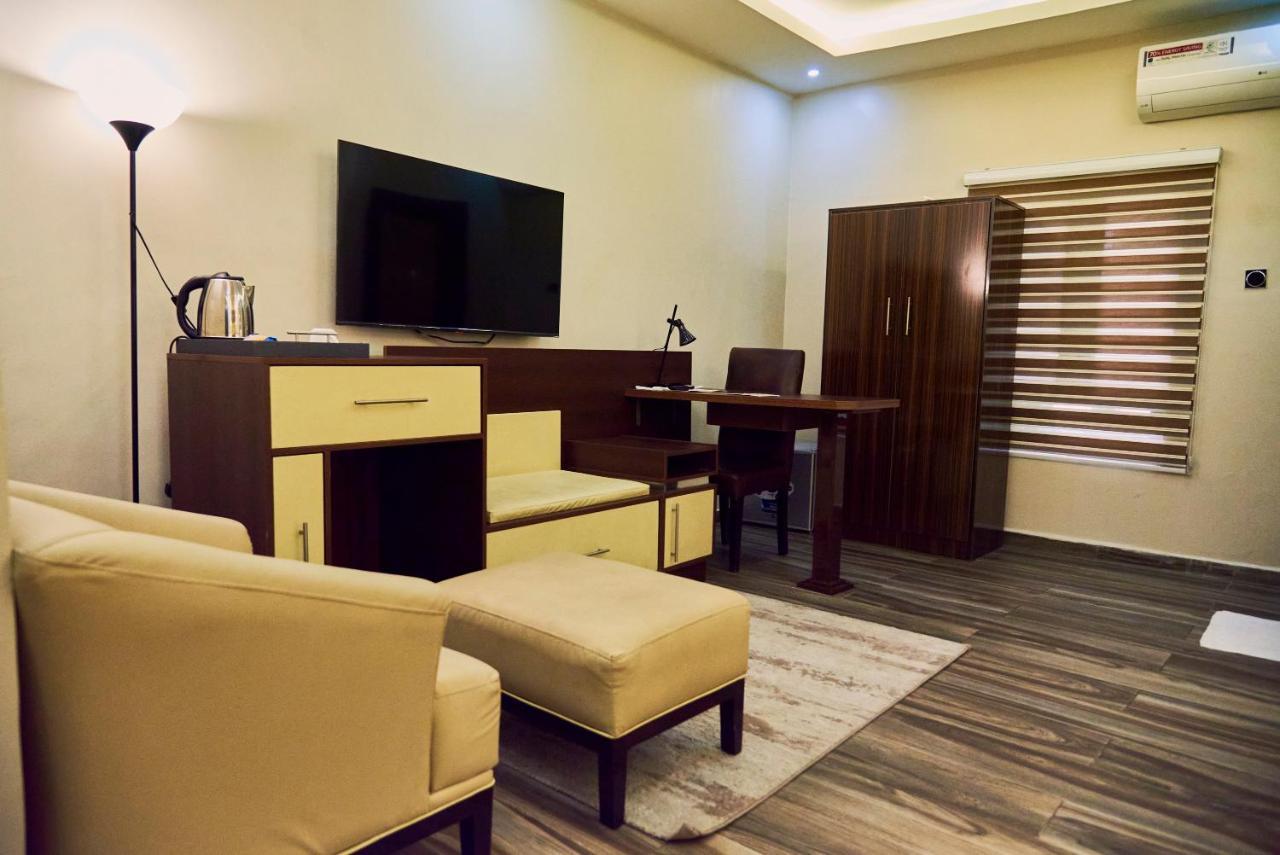 Mayfair Hotel Maitama אבוג'ה מראה חיצוני תמונה