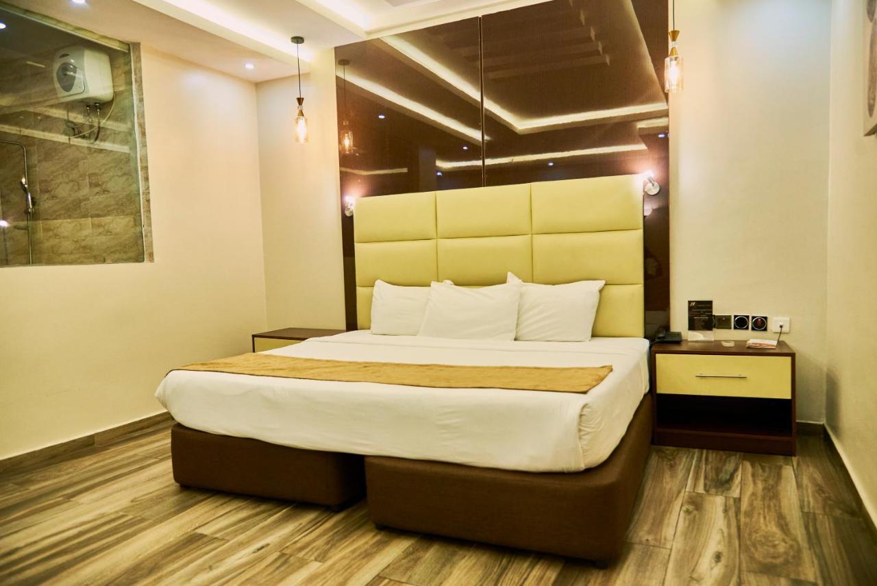 Mayfair Hotel Maitama אבוג'ה מראה חיצוני תמונה