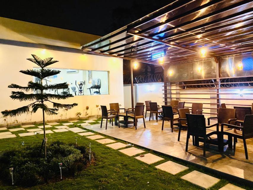 Mayfair Hotel Maitama אבוג'ה מראה חיצוני תמונה